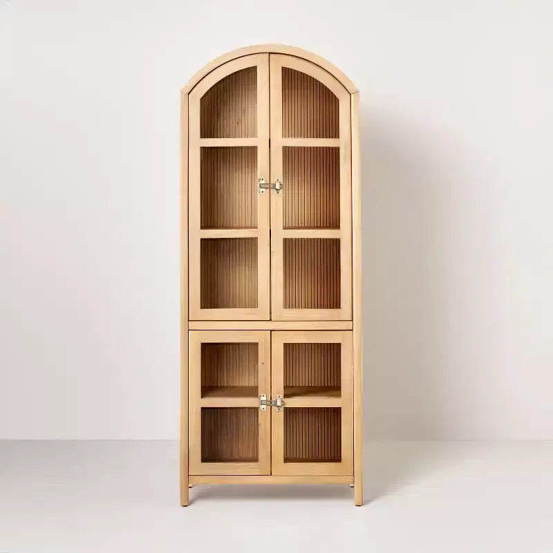Enfilade en bois à quatre portes cintrées avec vitres encastrée