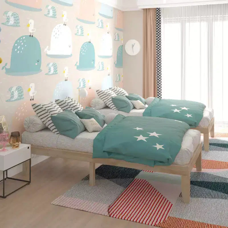 Cadre de lit en bois et matelas