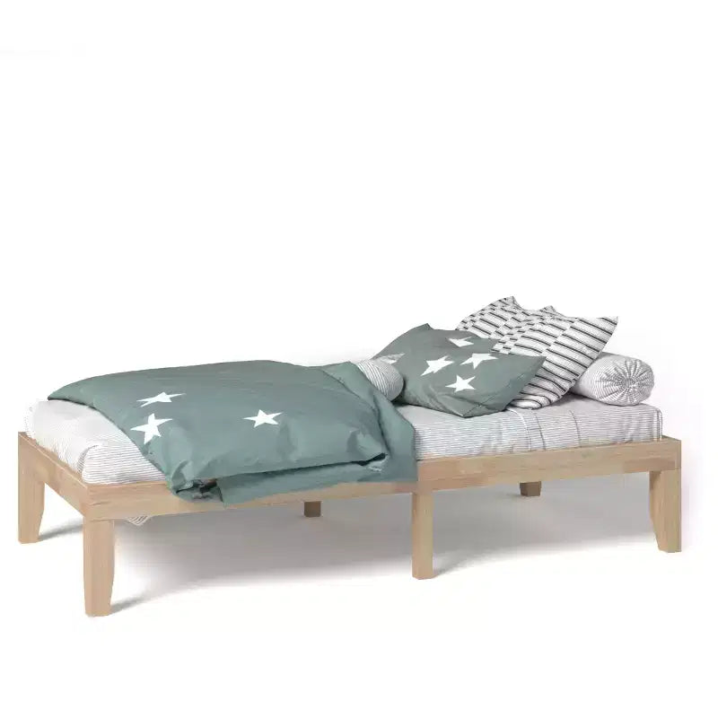 Cadre de lit en bois et matelas