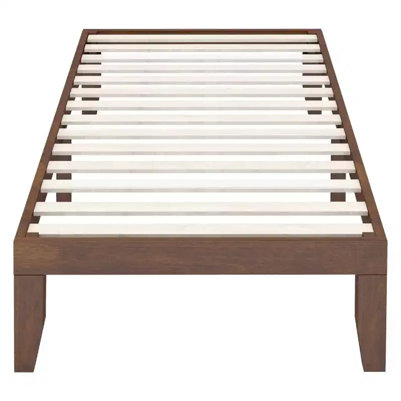 Cadre de lit en bois et matelas